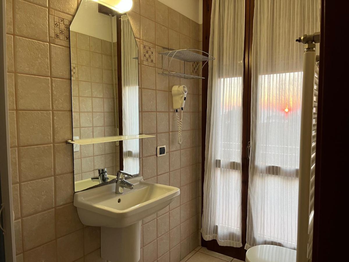 Hotel Renata Lazise Eksteriør billede
